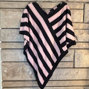 Vince Camuto Blush and Black Colorblock Top